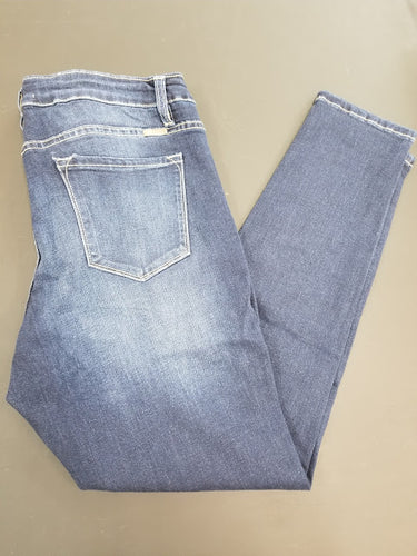 Mid-Rise Straight Leg Washed Denim Jeans