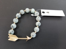 Load image into Gallery viewer, Arrow Accent Beaded Bracelet